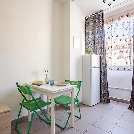 Monolocale Marakaibo - Stazione Ancône