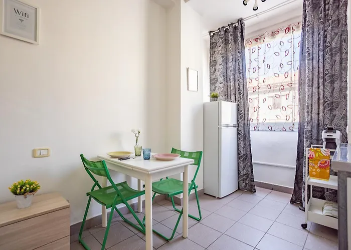 Monolocale Marakaibo - Stazione Ancône